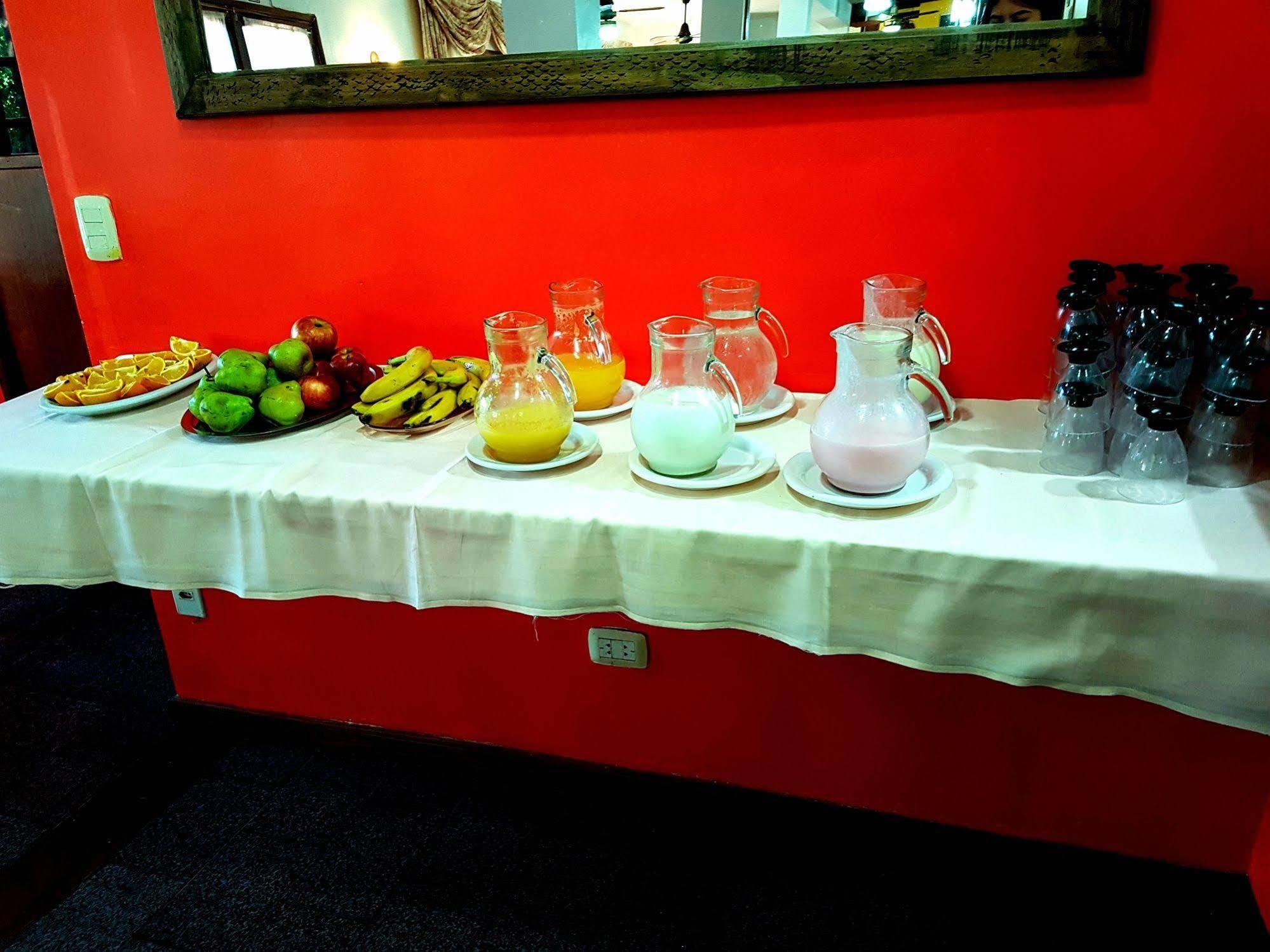 Hosteria Los Helechos Puerto Iguazu Exterior photo